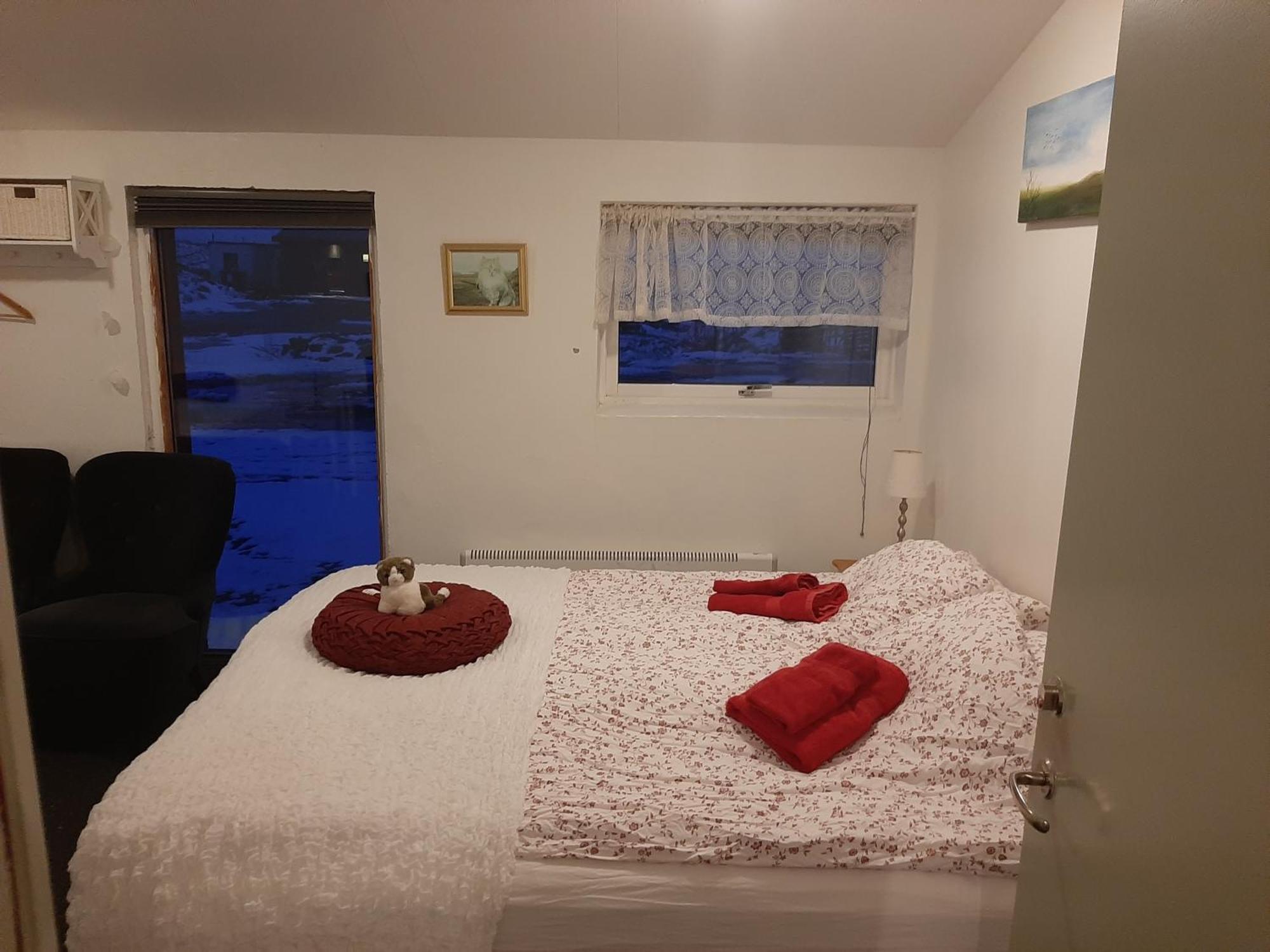 Guesthouse Hólmur エクステリア 写真