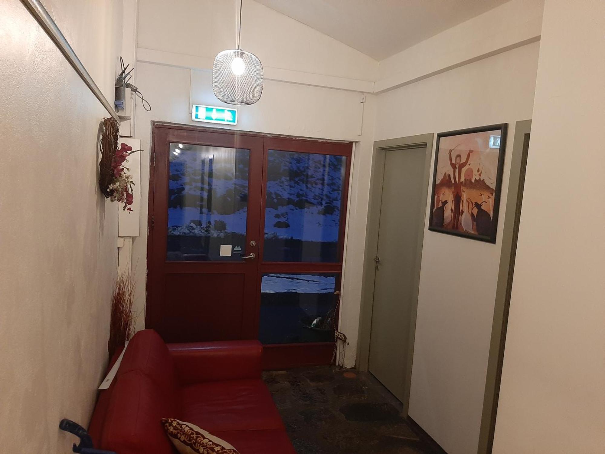 Guesthouse Hólmur エクステリア 写真