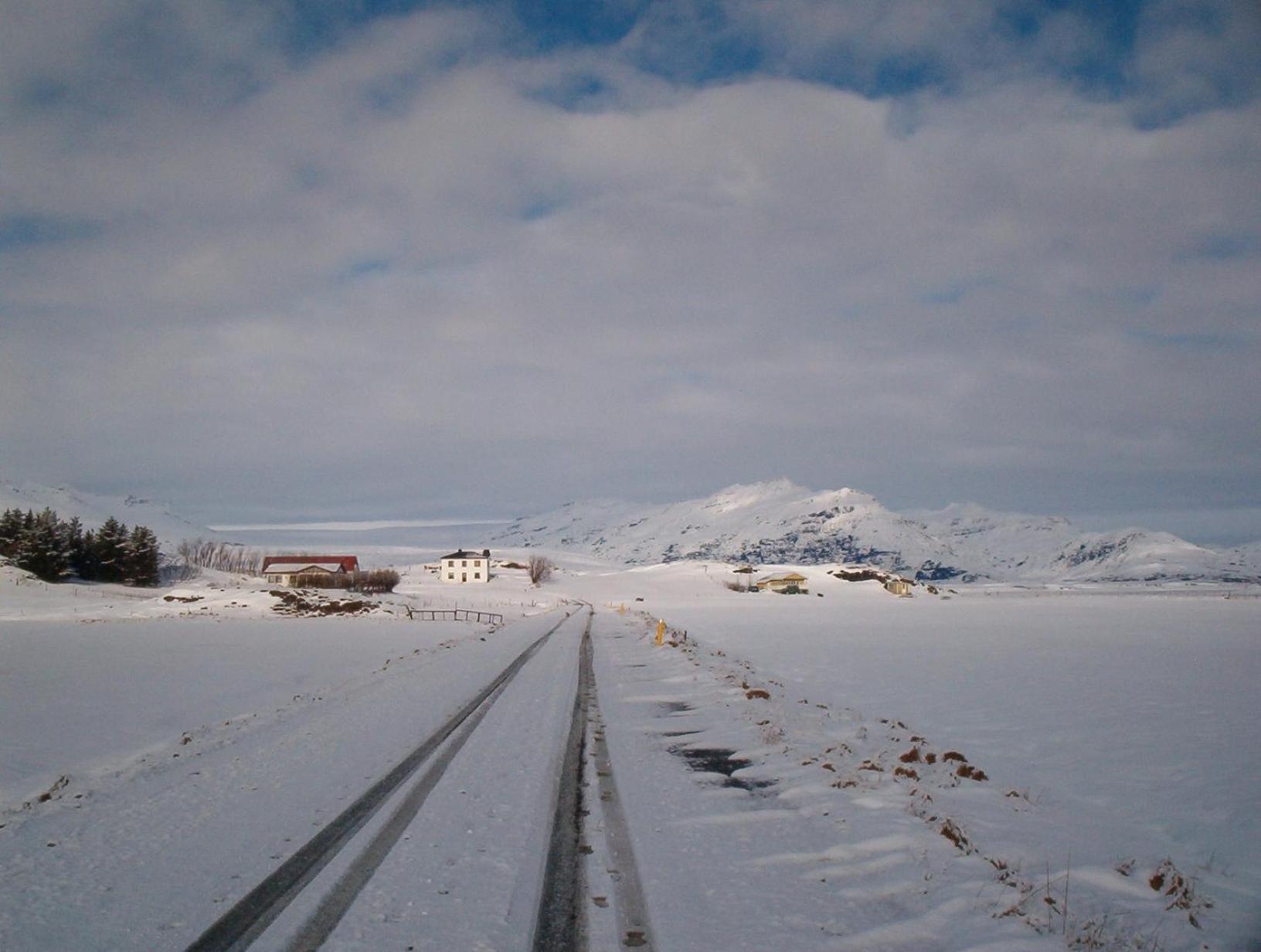 Guesthouse Hólmur エクステリア 写真